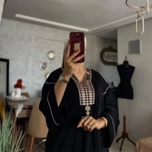 قفطان وكيمونو مغربي بتصميم مخزني فاخر - طرزة المخ والعقاد الأصيلة (Copie)