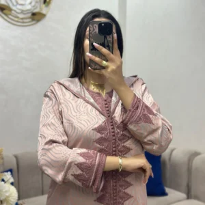 جلابـة 2ps مخدومة بالطرز او العقاد