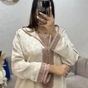 قفطان وكيمونو مغربي بتصميم مخزني فاخر - طرزة المخ والعقاد الأصيلة